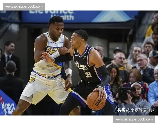 国王队对决勇士精彩纷呈 双方全力以赴争夺季后赛席位 国王队对决勇士精彩纷呈 双方全力以赴争夺季后赛席位